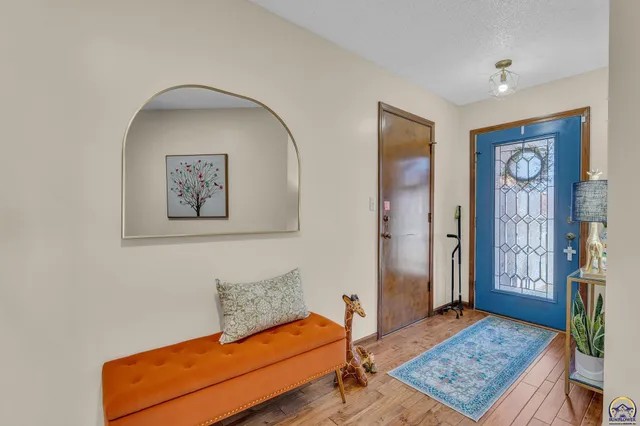 $239,900 | 2766 Southwest Arrowhead Road, Topeka, KS 66614