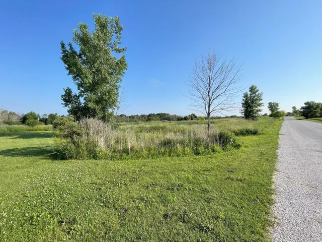 $35,000 | Sugar Maple Drive, Unit 24&26, Luxemburg, WI 54217