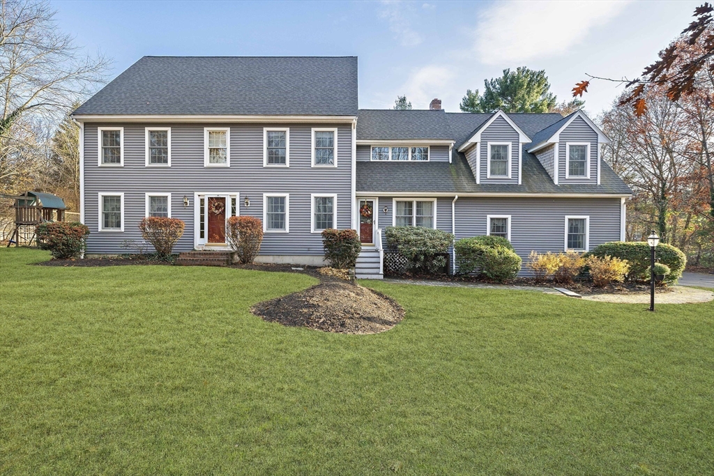 33 Tavern Way Hanson, MA 02341 - Photo 1 of 41