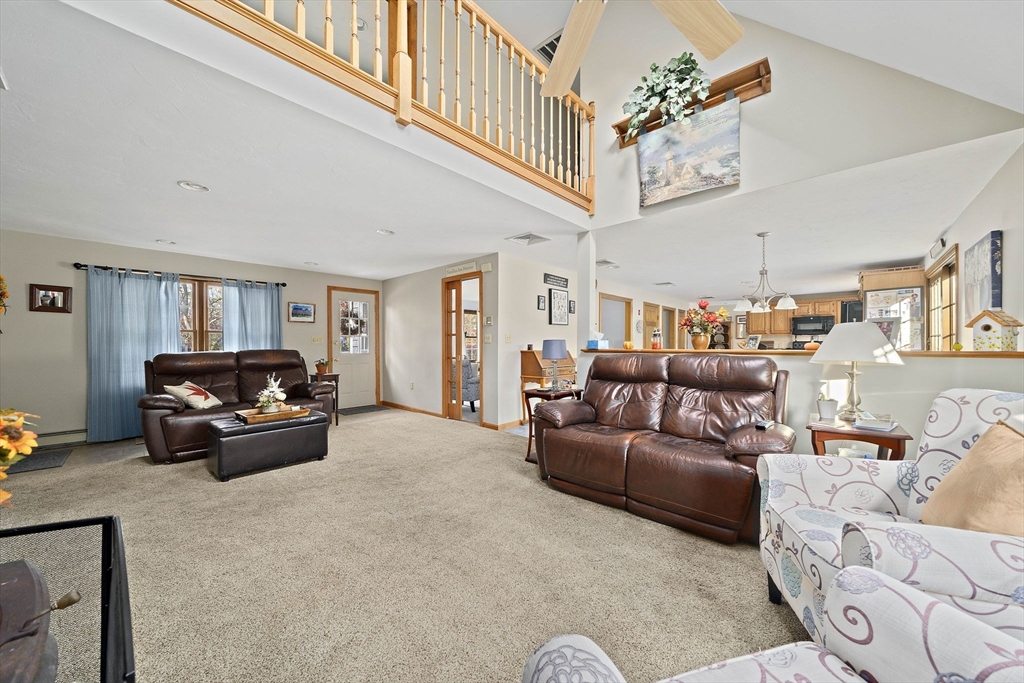 33 Tavern Way Hanson, MA 02341 - Photo 16 of 41
