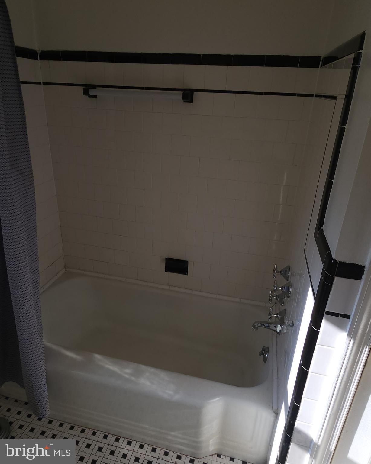 3913 Rexmere Road Baltimore, MD 21218 - Photo 25 of 40