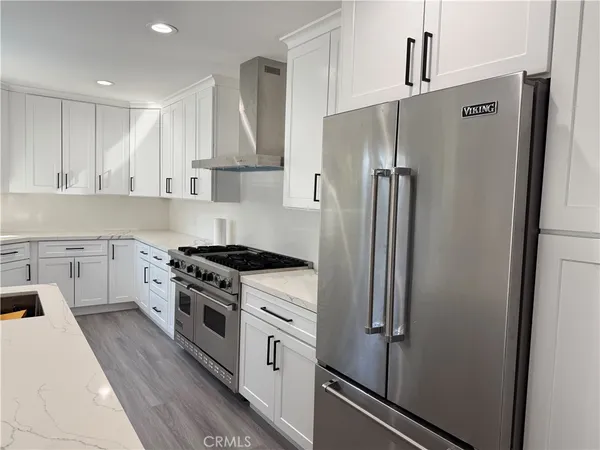 $6,800 | 5527 Beckford Avenue, Tarzana, CA 91356
