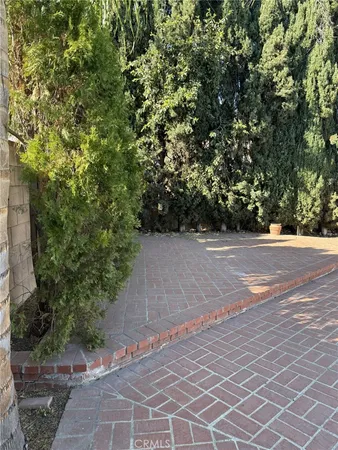 $6,800 | 5527 Beckford Avenue, Tarzana, CA 91356