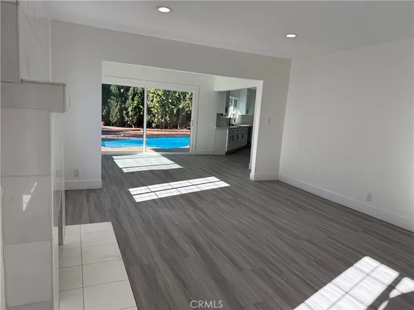 $6,800 | 5527 Beckford Avenue, Tarzana, CA 91356