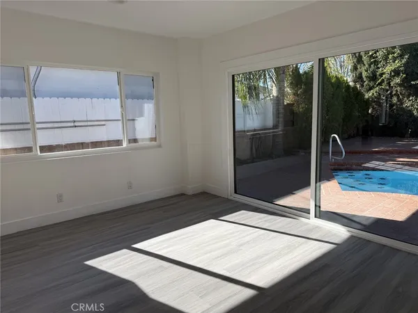 $6,800 | 5527 Beckford Avenue, Tarzana, CA 91356