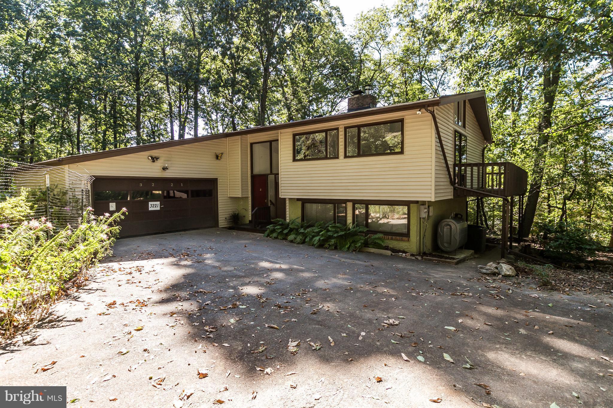 Exterior (Front)