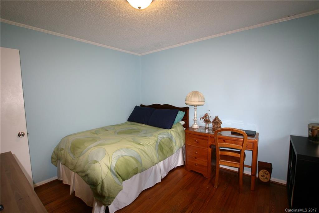 717 Manhasset Road Charlotte, NC 28209 - Photo 11 of 16 Gallery Image 11