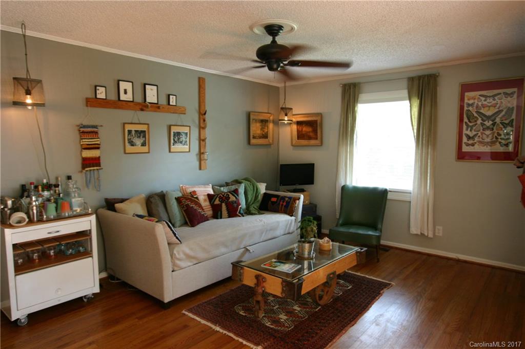 717 Manhasset Road Charlotte, NC 28209 - Photo 3 of 16 Gallery Image 3
