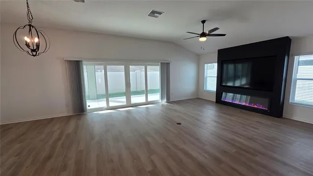 $525,000 | 6652 Tammy Lane, The Villages, FL 34762