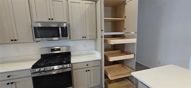 $525,000 | 6652 Tammy Lane, The Villages, FL 34762