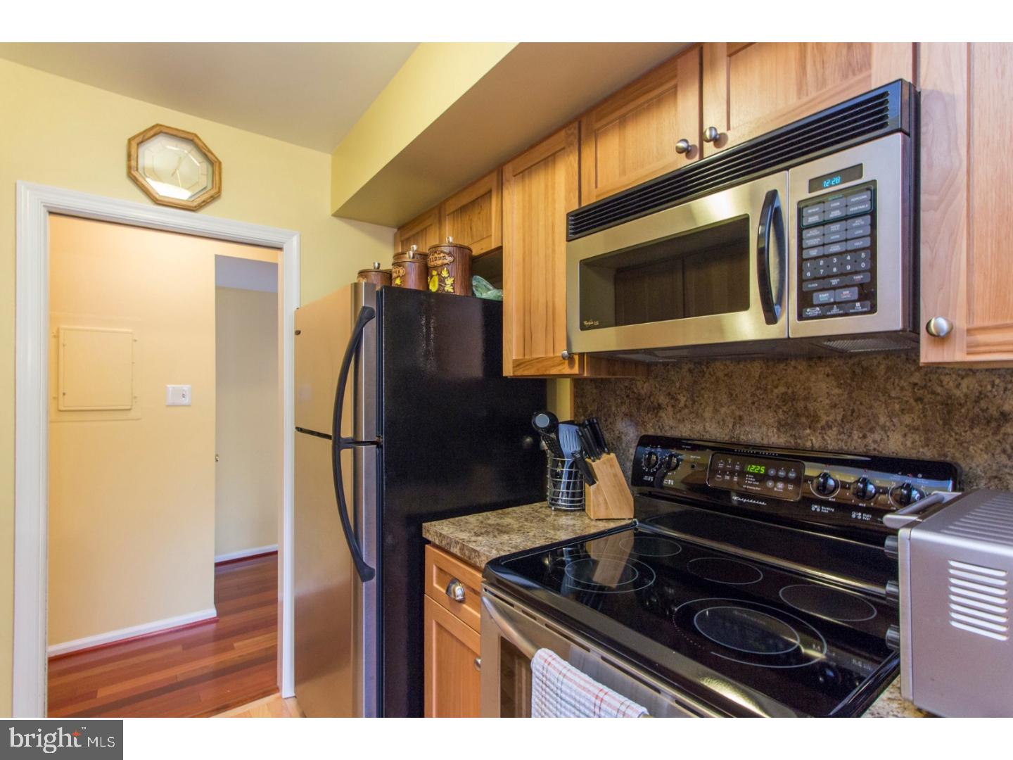 102 Llanfair Road, Unit 24 Ardmore, PA 19003 - Photo 11 of 19 Kitchen