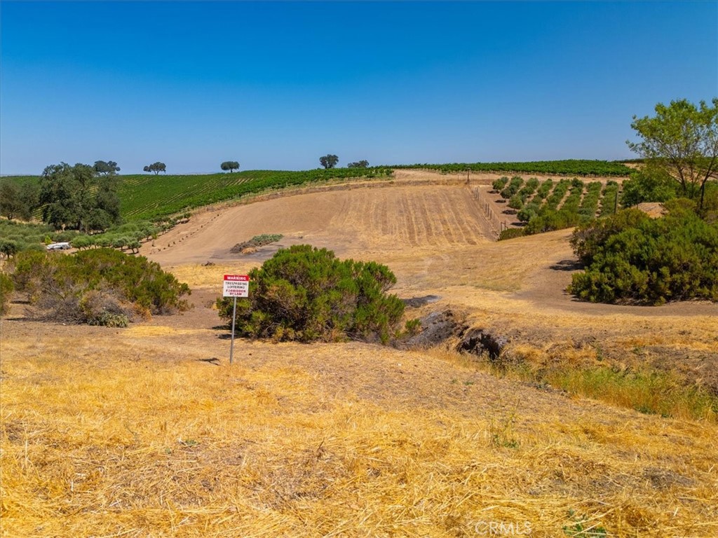 5035 Stagg Hill Place Paso Robles, CA 93446 - Photo 4 of 11 a view of an ocean and beach