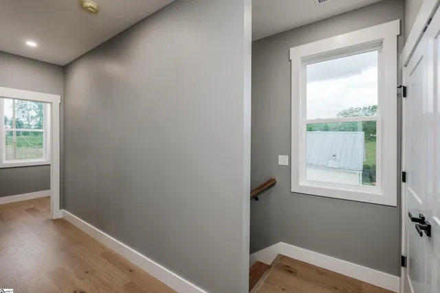 $1,950 | 610 North Shamrock Avenue, Landrum, SC 29356