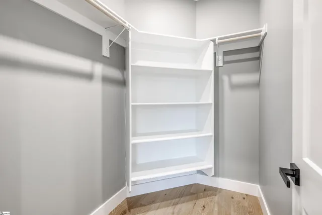 $1,950 | 610 North Shamrock Avenue, Landrum, SC 29356