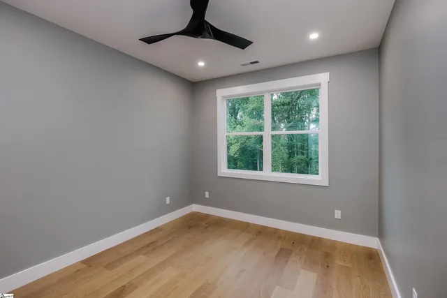 $1,950 | 610 North Shamrock Avenue, Landrum, SC 29356