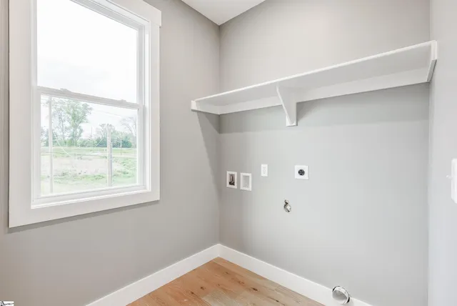 $1,950 | 610 North Shamrock Avenue, Landrum, SC 29356