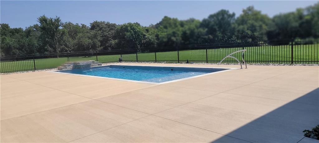 21431 Deer Ridge Dr Spring Hill Spring Hill, KS 66083 - Photo 3 of 4 Gallery Image 3