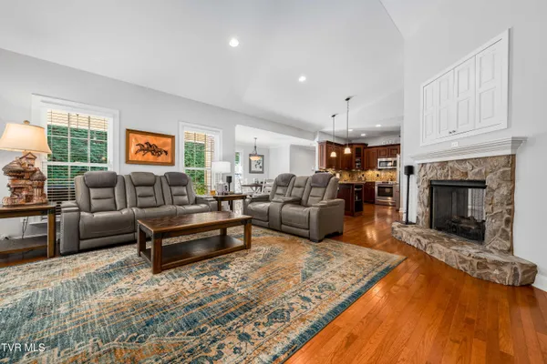$815,000 | 1128 Keeview Drive, Gray, TN 37615