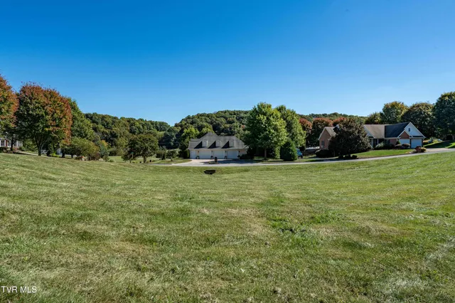 $819,000 | 1128 Keeview Drive, Gray, TN 37615