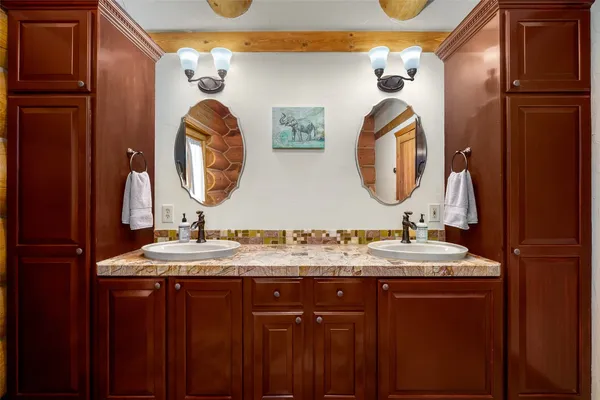 $1,555,500 | 57640 County Road 129, Clark, CO 80428