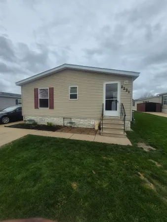 $84,900 | 2221 Iris Avenue, Belvidere, IL 61008
