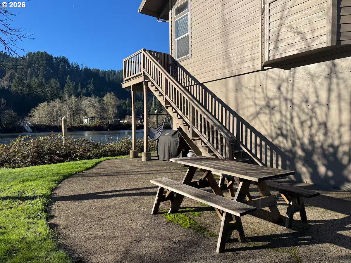 10298 Highway 126 Mapleton, OR 97453 - Photo 30 of 35