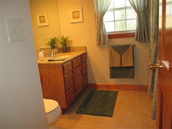 74 Fawn Road Somerset, MA 02726 - Photo 16 of 30 Gallery Image 16
