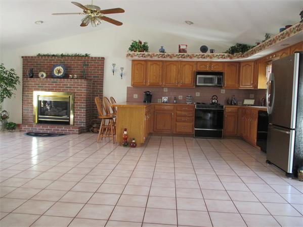 74 Fawn Road Somerset, MA 02726 - Photo 9 of 30 Gallery Image 9