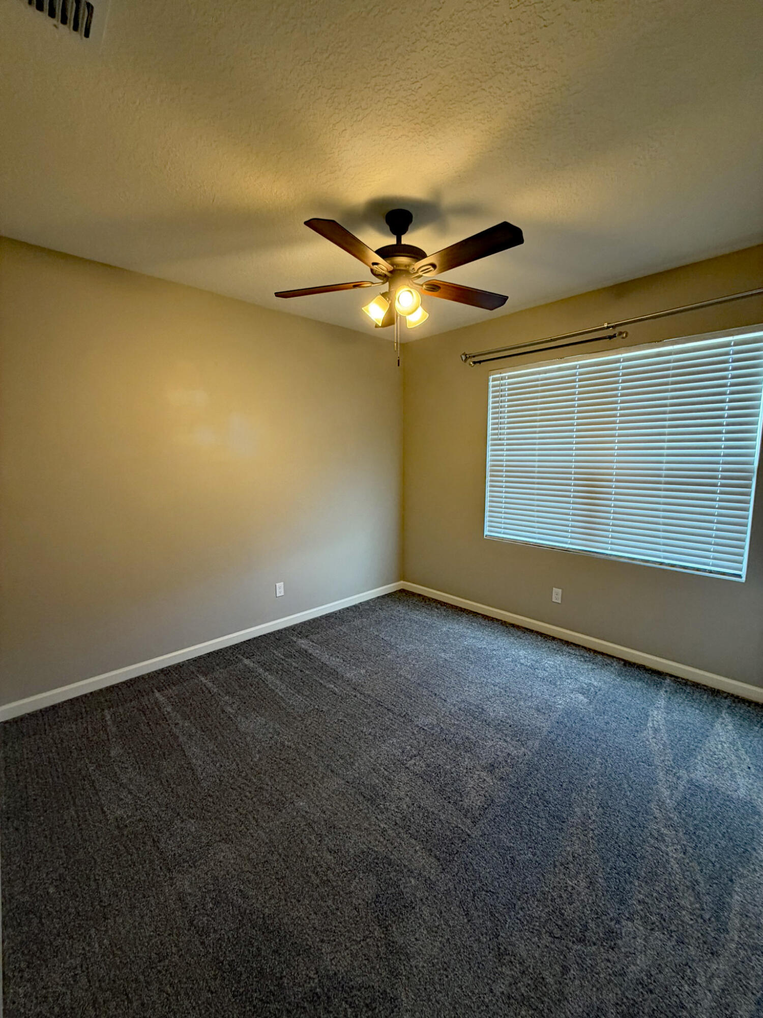 5306 Entertainment Way Fort Pierce, FL 34947 - Photo 15 of 19 IMG_0723