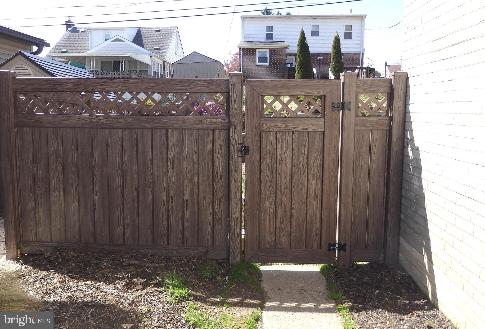 420 Rittenhouse Circle Havertown, PA 19083 - Photo 2 of 22 Fenced Rear Yard
