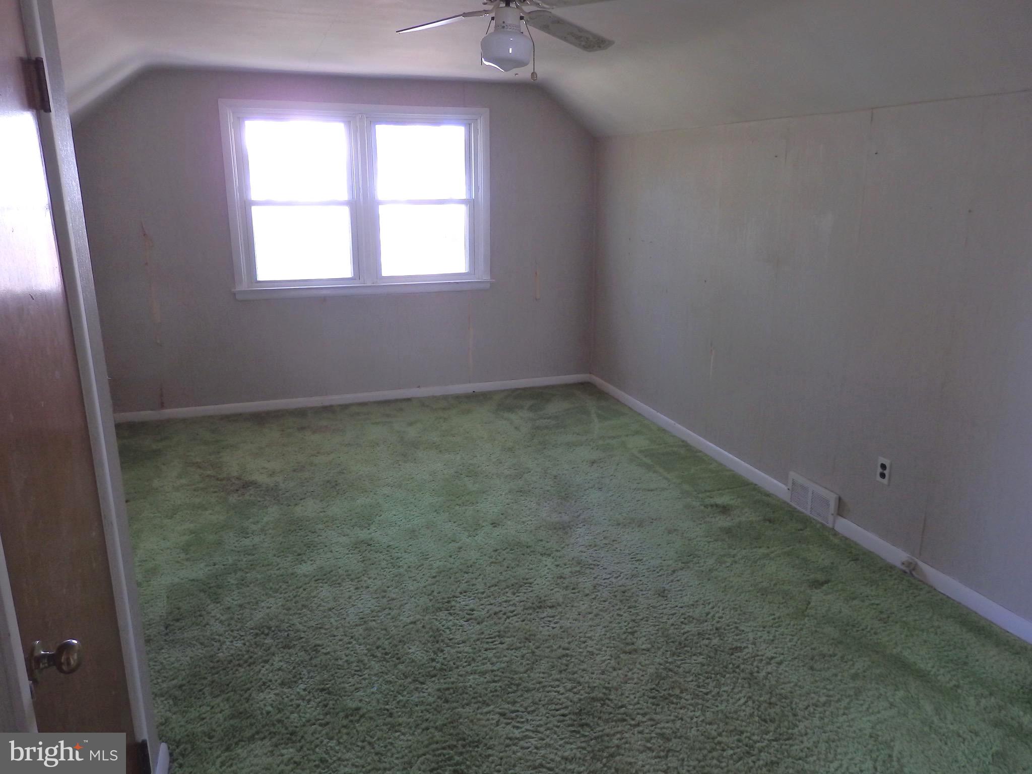 420 Rittenhouse Circle Havertown, PA 19083 - Photo 16 of 22 Third Level: Fourth Bedroom