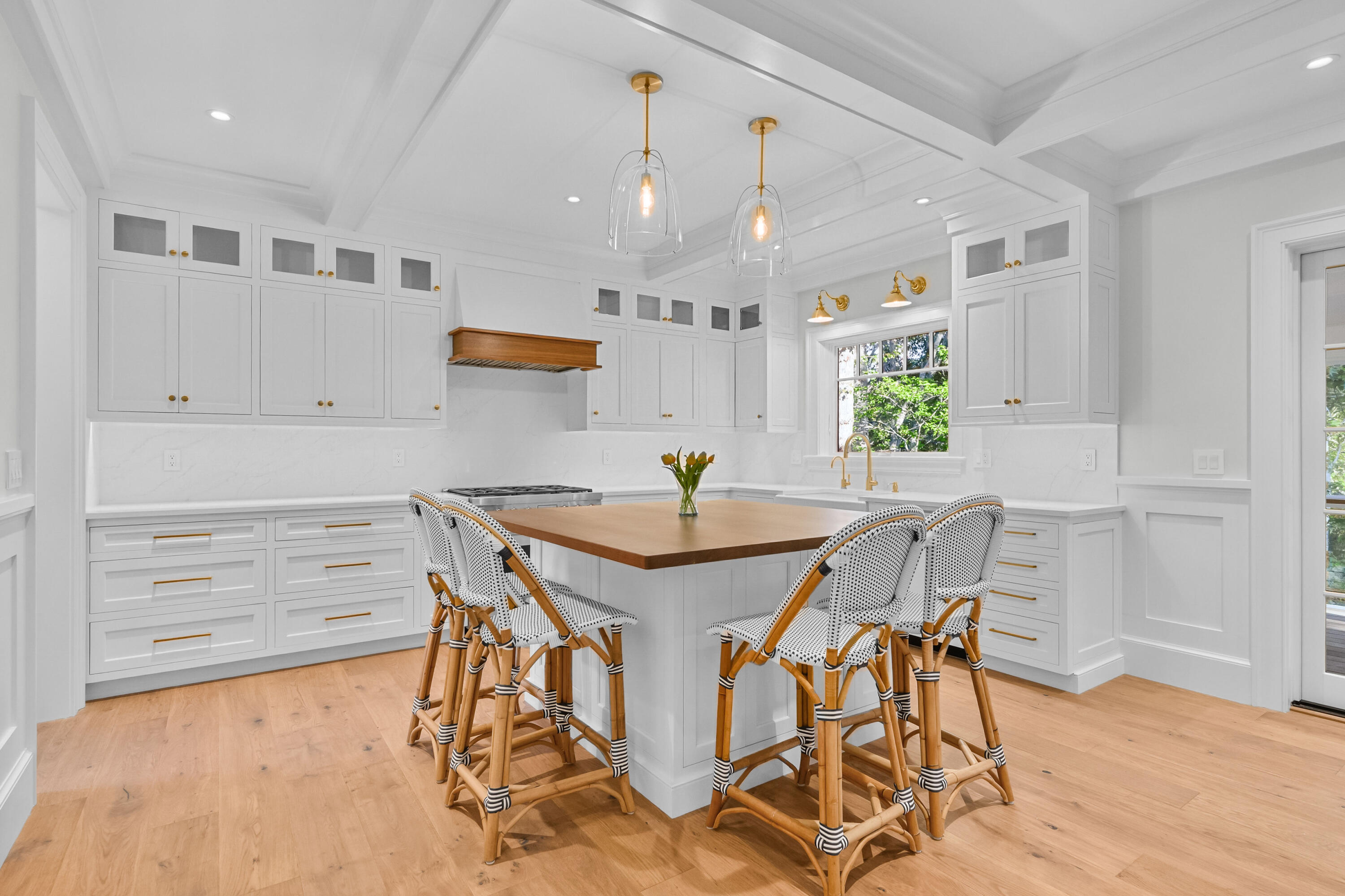287 Cedar Street Chatham, MA 02633 - Photo 11 of 63 Kitchen