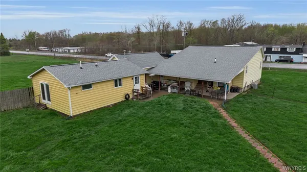 $259,900 | 10826 Maple Ridge Road, Shelby, NY 14103