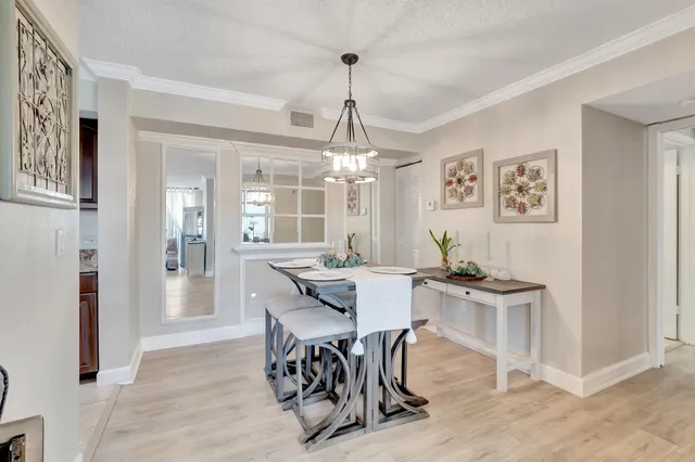 $270,000 | 103 Yacht Club Way, Unit 206, Hypoluxo, FL 33462