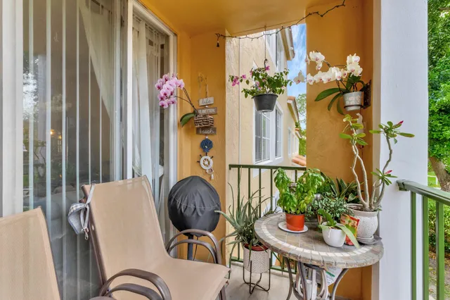 $270,000 | 103 Yacht Club Way, Unit 206, Hypoluxo, FL 33462