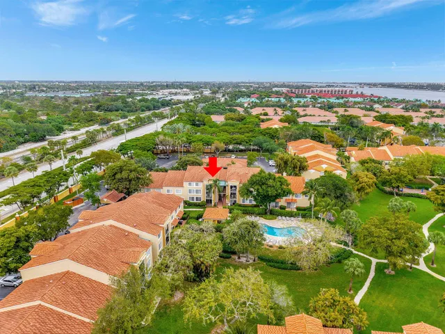 $270,000 | 103 Yacht Club Way, Unit 206, Hypoluxo, FL 33462