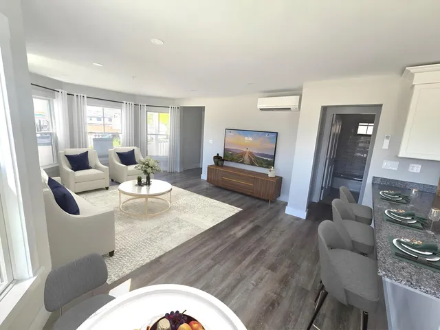 $699,900 | 106 Cumberland Avenue, Unit 201, Portland, ME 04101