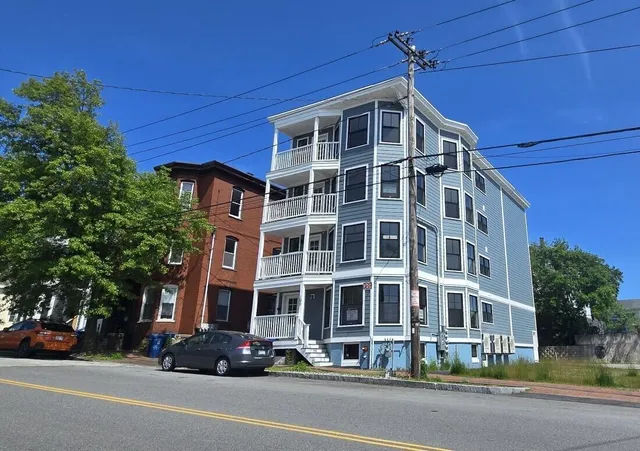 $699,900 | 106 Cumberland Avenue, Unit 201, Portland, ME 04101