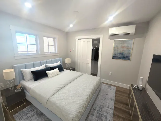 $699,900 | 106 Cumberland Avenue, Unit 201, Portland, ME 04101