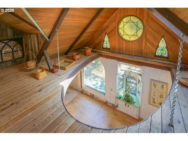 $1,399,000 | 17719 Northeast Manning Circle, Amboy, WA 98601