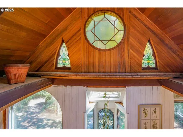 $1,399,000 | 17719 Northeast Manning Circle, Amboy, WA 98601