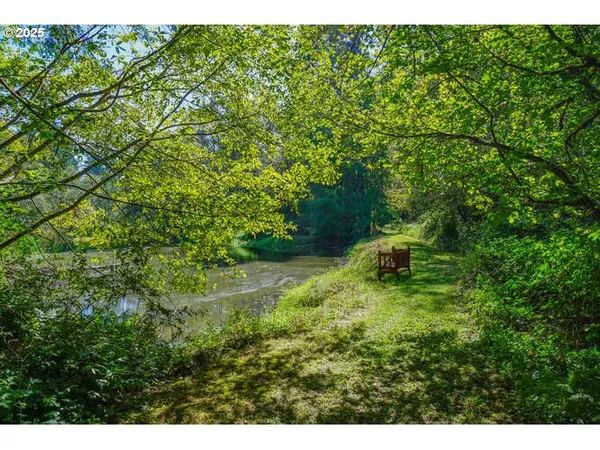$1,399,000 | 17719 Northeast Manning Circle, Amboy, WA 98601