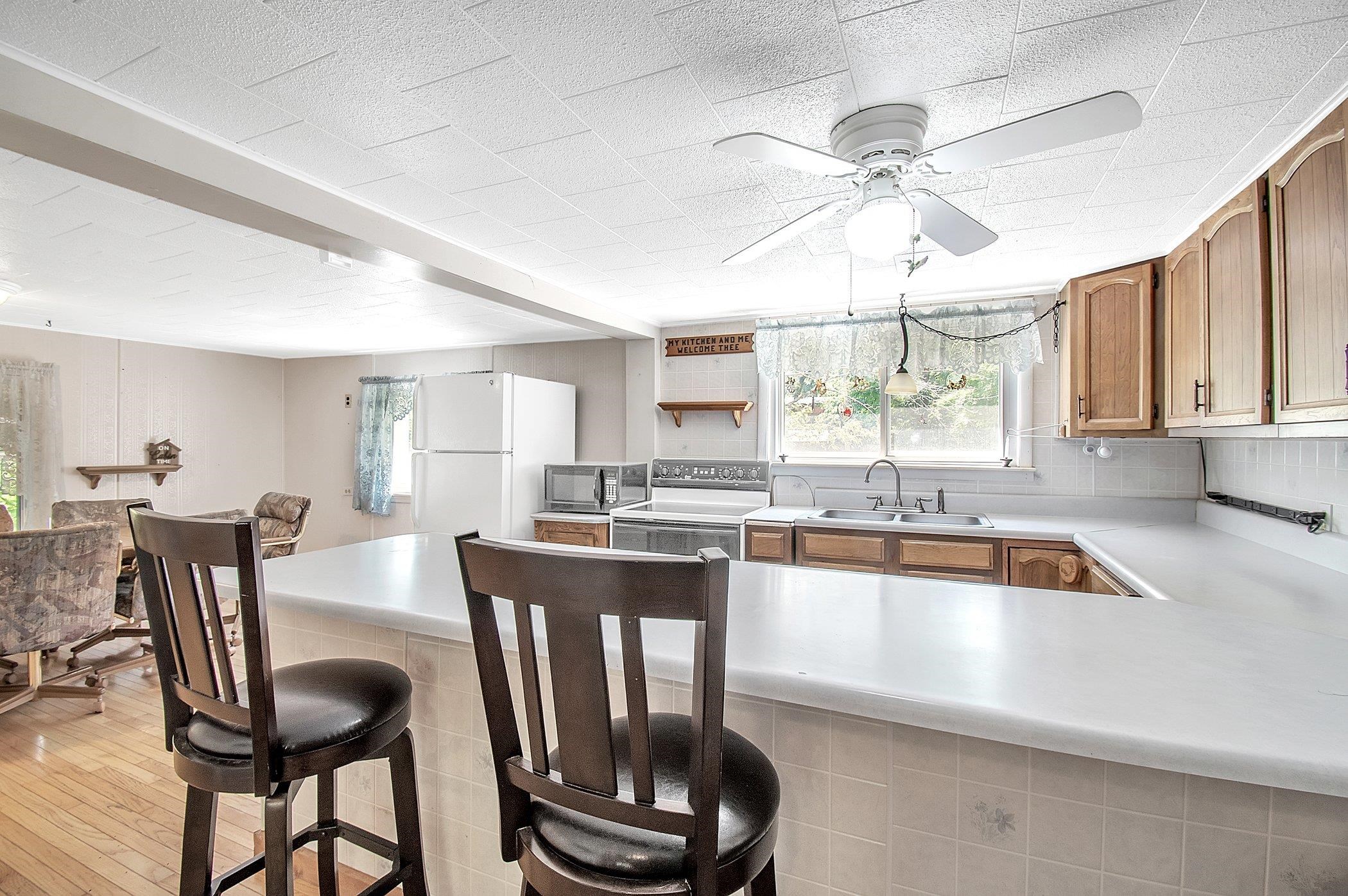 144 North Hawkins Road Gladwin, MI 48624 - Photo 9 of 36 1903533-8.JPG
