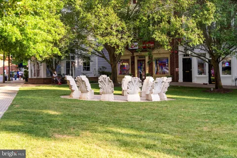 $549,900 | 75 Swanton Lane, Unit 200, Gaithersburg, MD 20878