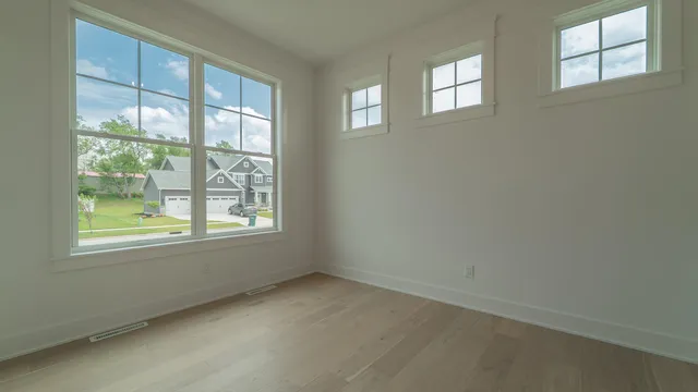 $929,900 | 4805 Princess Drive, Valparaiso, IN 46383