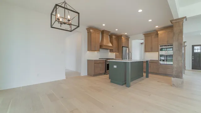 $929,900 | 4805 Princess Drive, Valparaiso, IN 46383