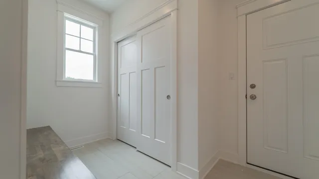 $929,900 | 4805 Princess Drive, Valparaiso, IN 46383