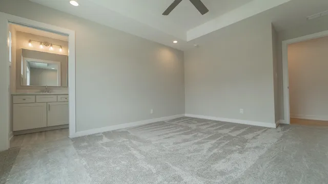 $929,900 | 4805 Princess Drive, Valparaiso, IN 46383