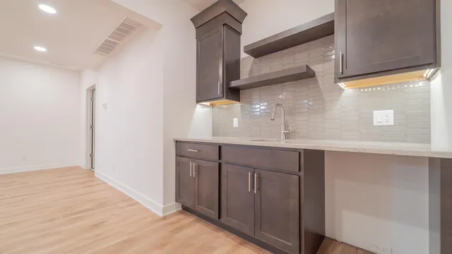 $929,900 | 4805 Princess Drive, Valparaiso, IN 46383