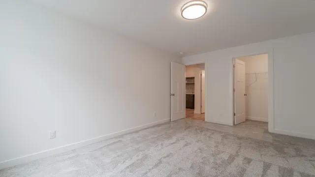 $929,900 | 4805 Princess Drive, Valparaiso, IN 46383